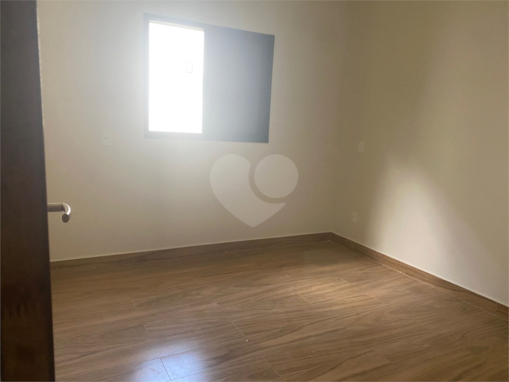 Foto REO1113454