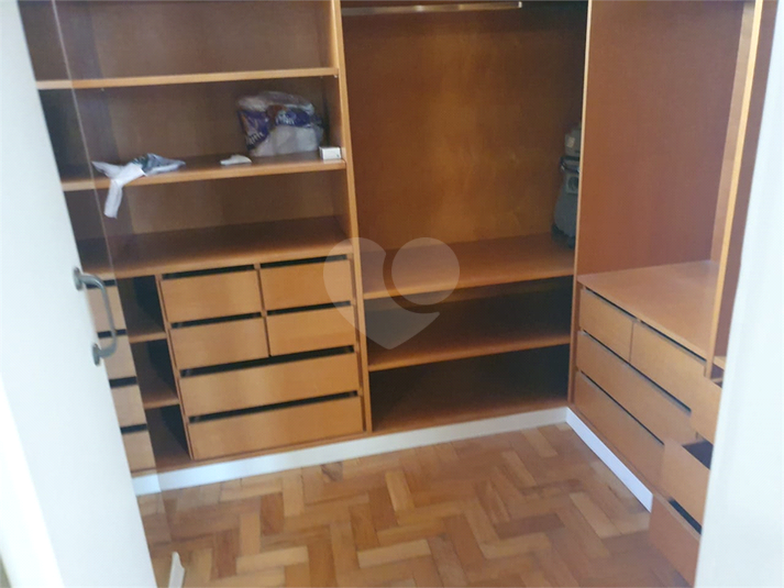 Foto REO1113456