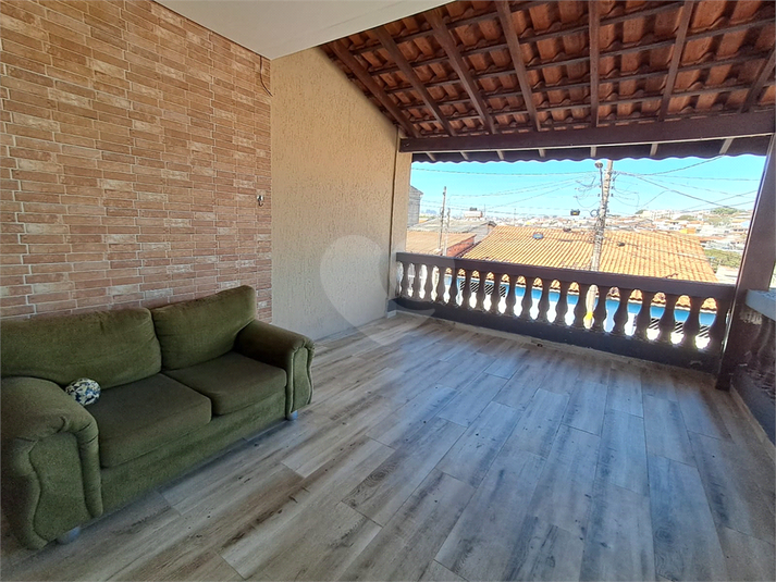 Foto REO1113461