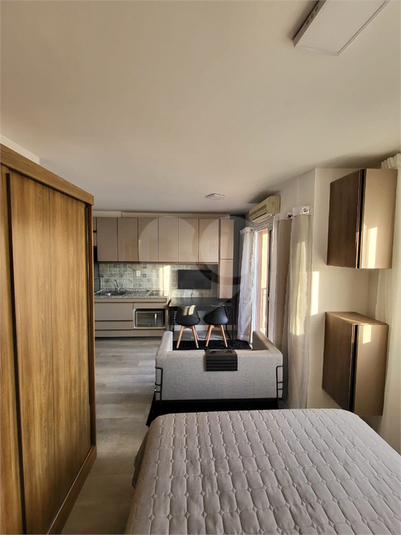 Foto REO1113469