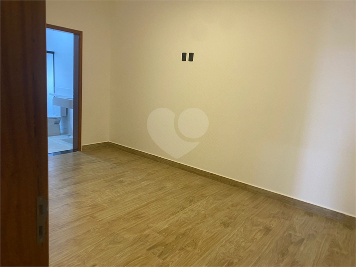 Foto REO1113470