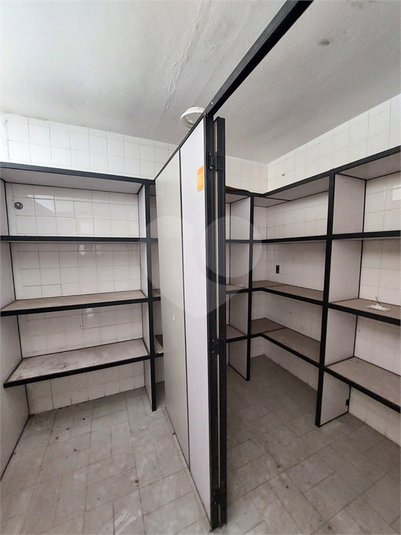 Foto REO1113475