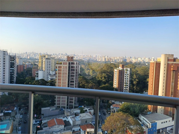 Foto REO1113478