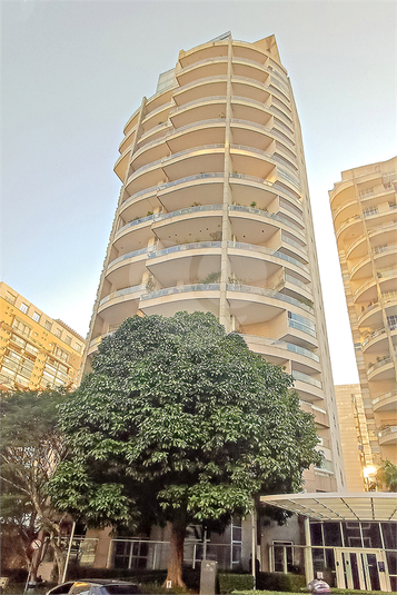 Foto REO1113478