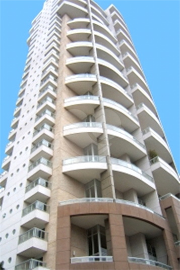 Foto REO1113478