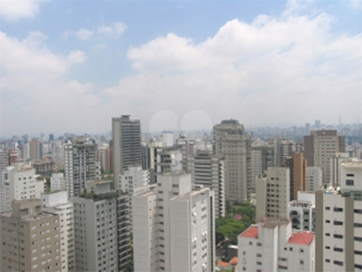 Foto REO1113478
