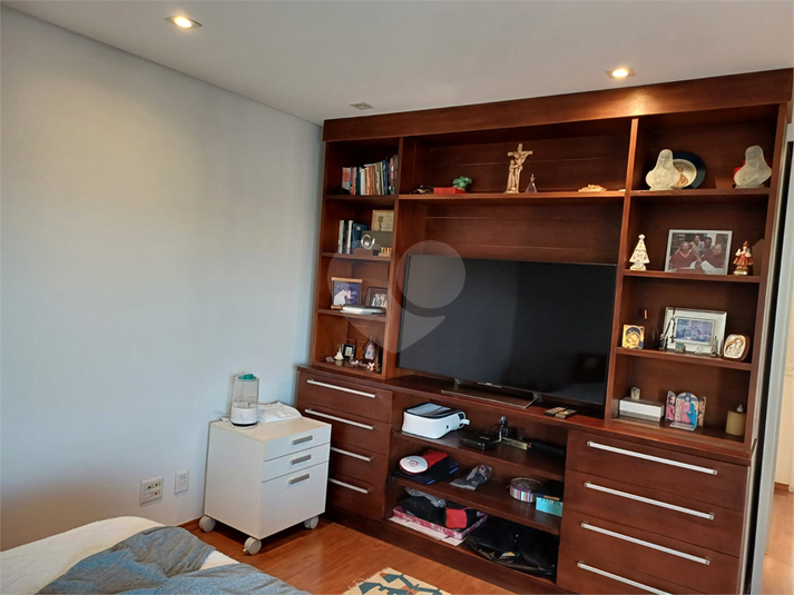 Foto REO1113478