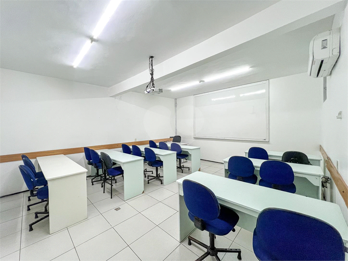 Foto REO1113495