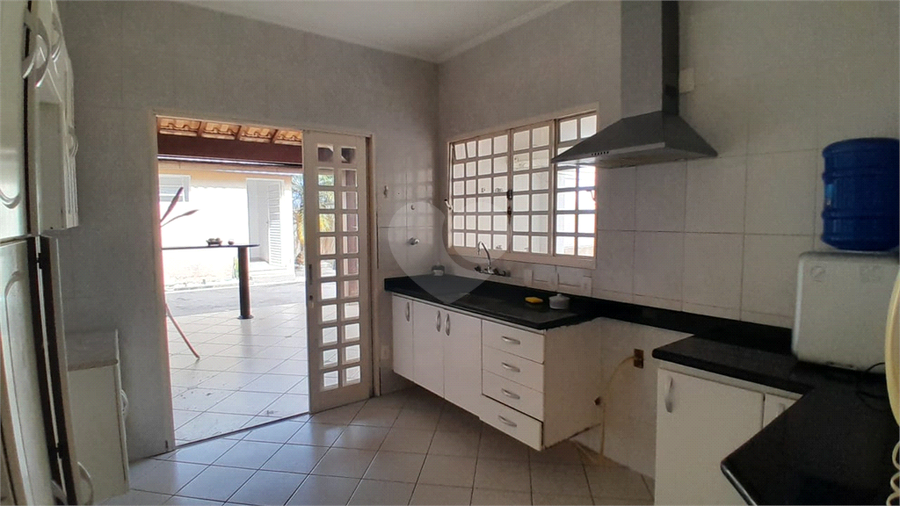 Foto REO1113500