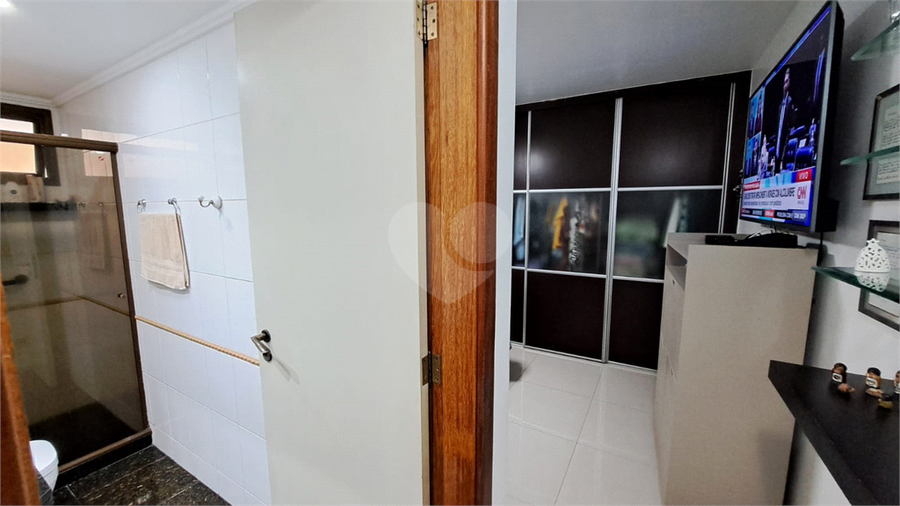 Foto REO1113528