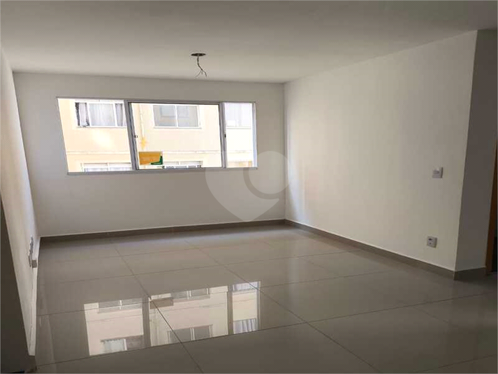 Foto REO1113536