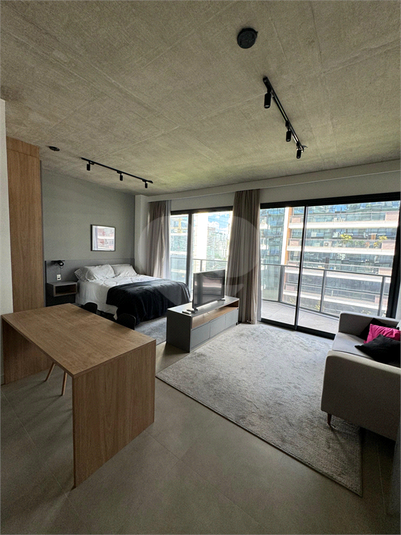 Foto REO1113561