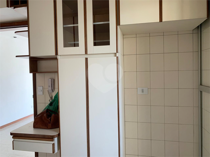 Foto REO1113575