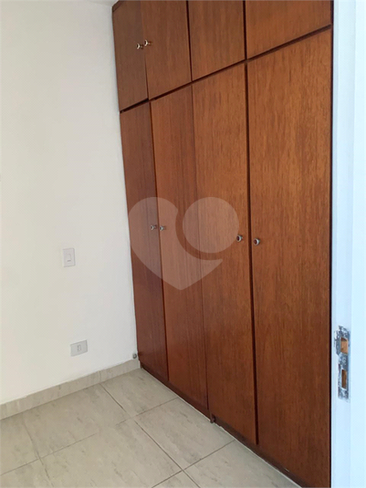 Foto REO1113575