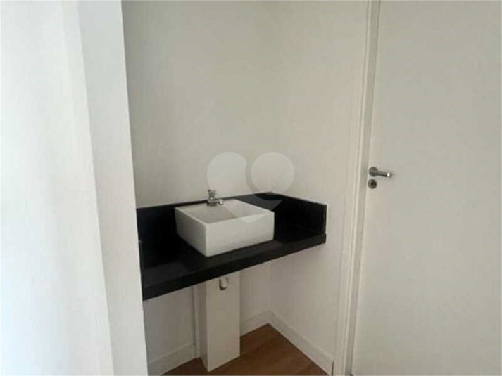 Foto REO1113583