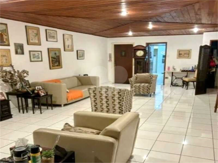Foto REO1113587