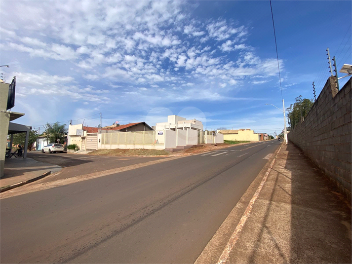 Foto REO1113594