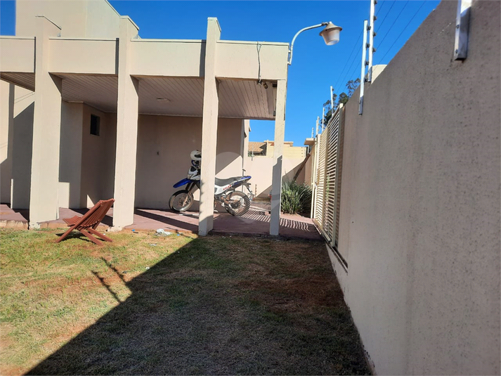 Foto REO1113594