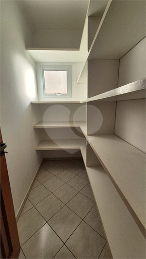 Foto REO1113603