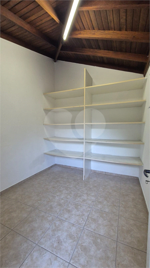Foto REO1113603
