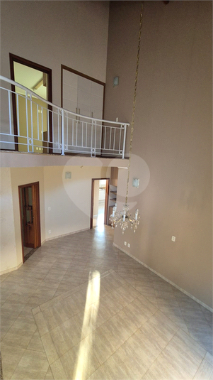 Foto REO1113603