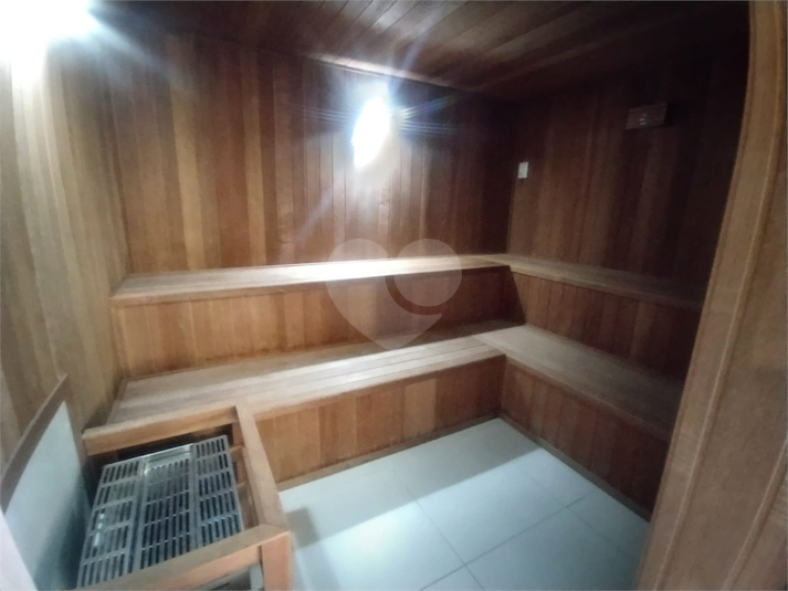 Foto REO1113607
