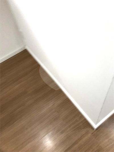 Foto REO1113614