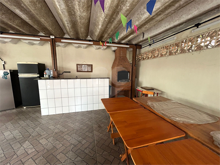 Foto REO1113630