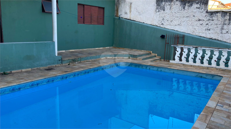 Foto REO1113634