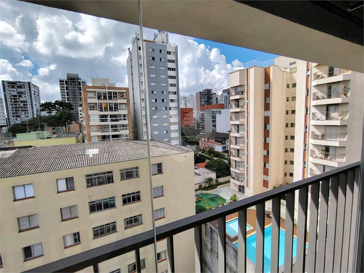 Foto REO1113636