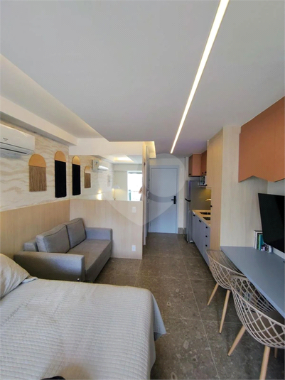 Foto REO1113636