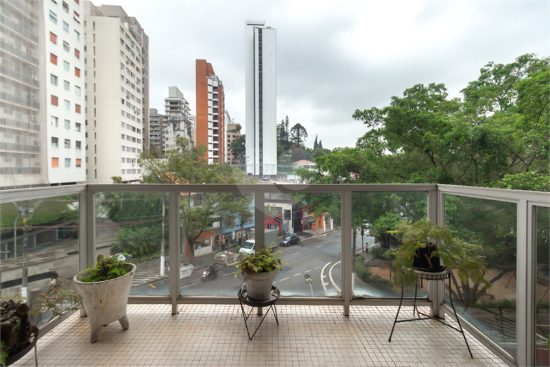 Foto REO1113651