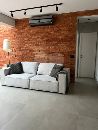 Foto REO1113653