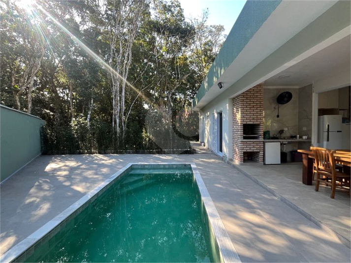 Foto REO1113670