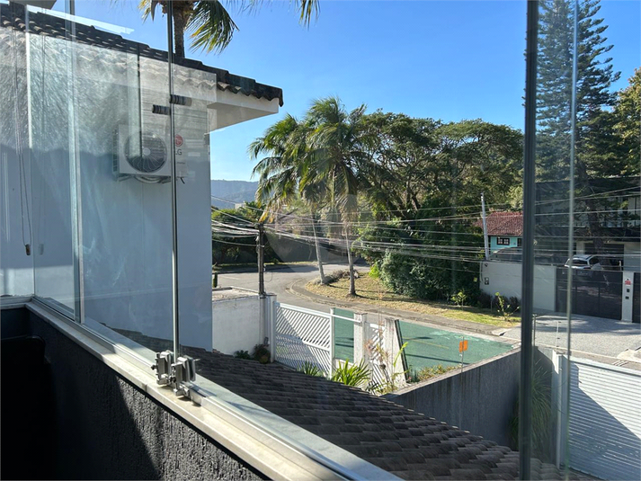 Foto REO1113681