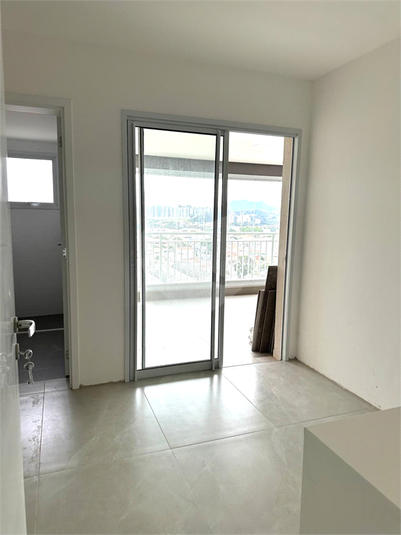 Foto REO1113687