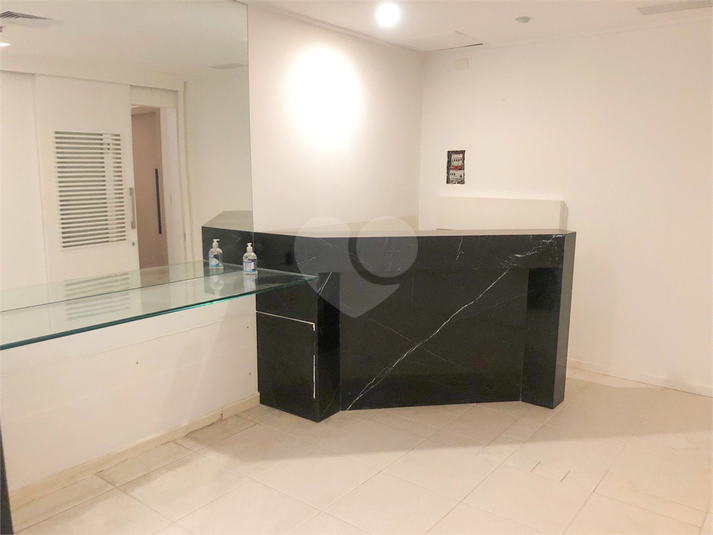 Foto REO1113688