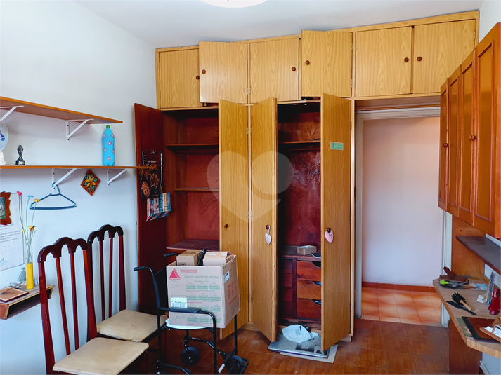 Foto REO1113689