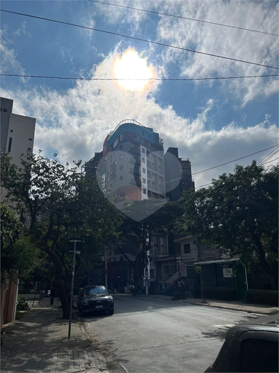 Foto REO1113700