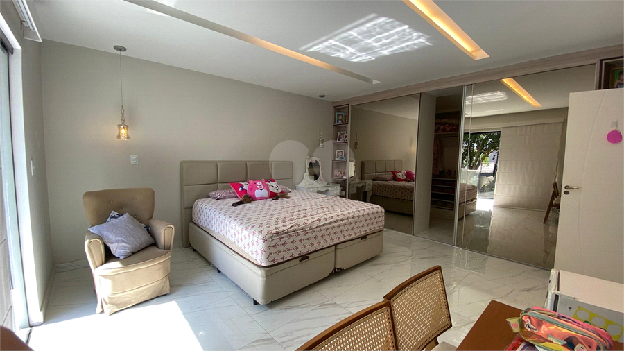 Foto REO1113736