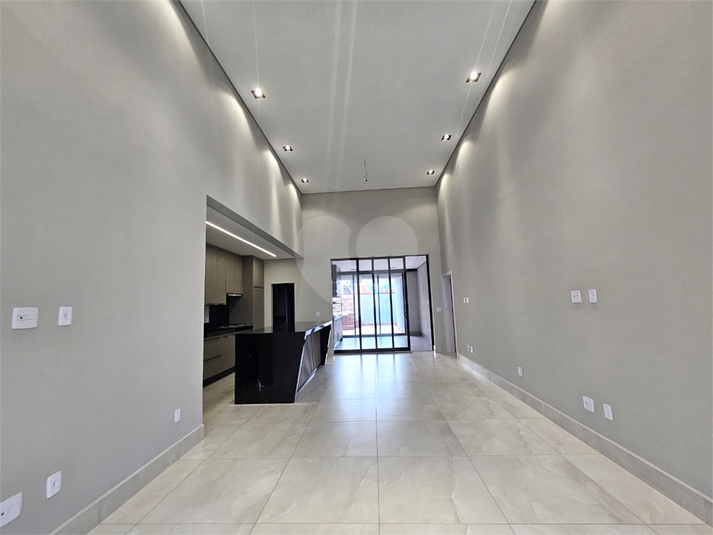 Foto REO1113739