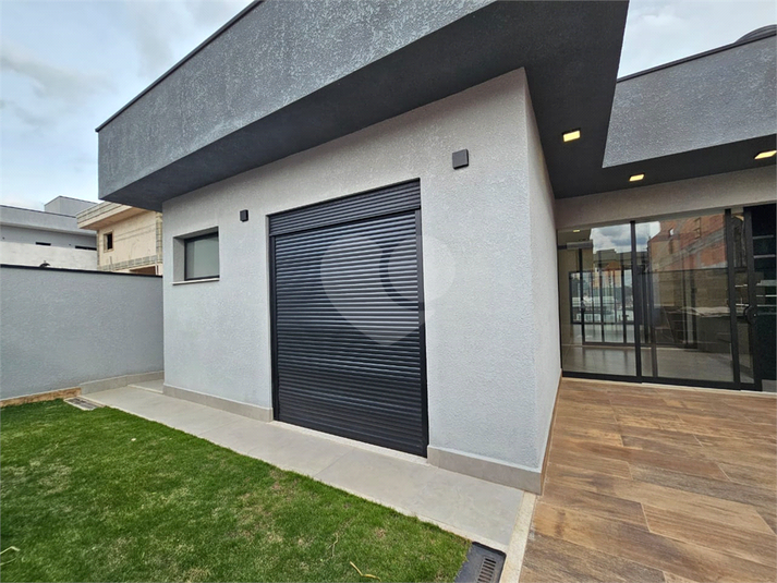 Foto REO1113739