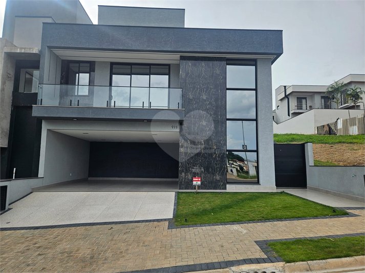 Foto REO1113739