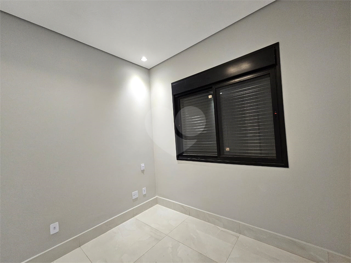 Foto REO1113739