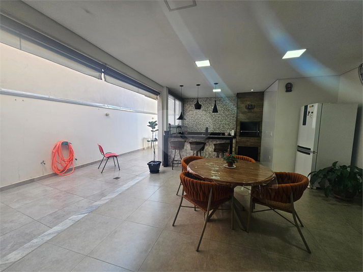 Foto REO1113740