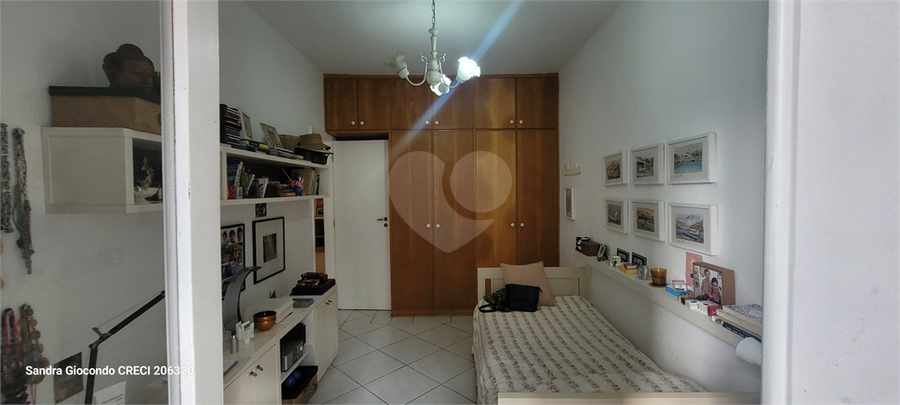 Foto REO1113744