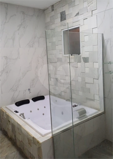 Foto REO1113757
