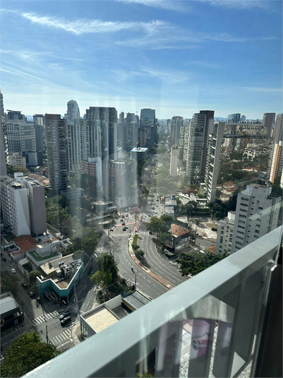 Foto REO1113762