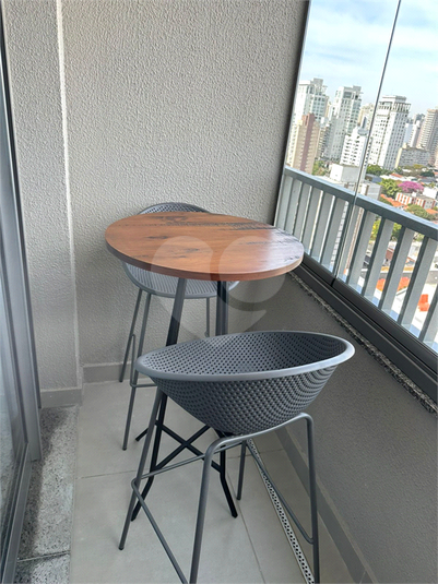 Foto REO1113764