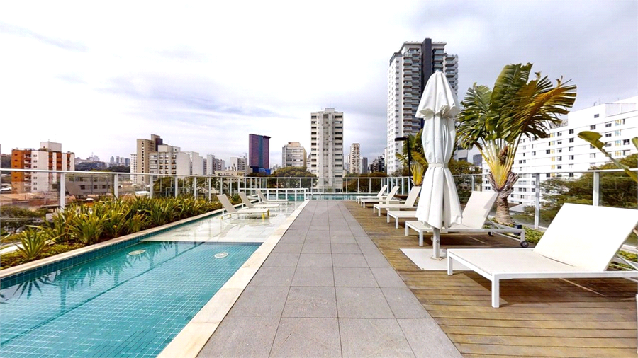 Foto REO1113775